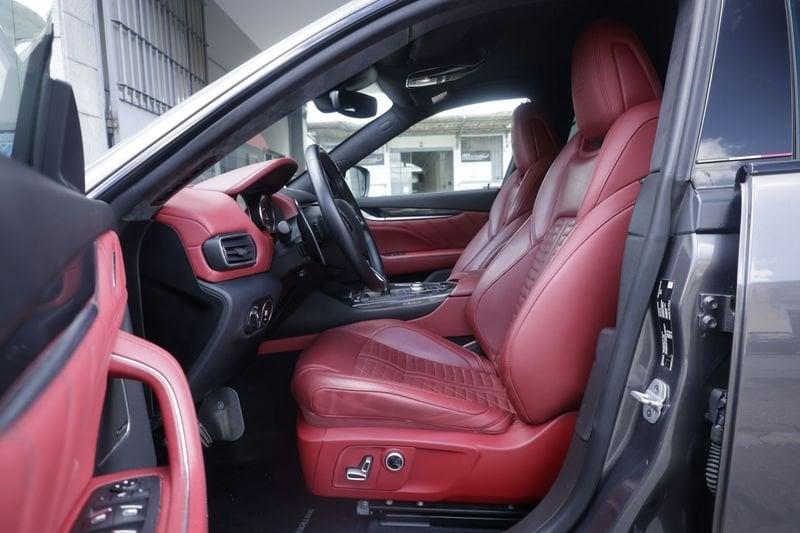 Maserati Levante Maserati Levante V8 580 CV AWD Trofeo 427KW ANNO 2022