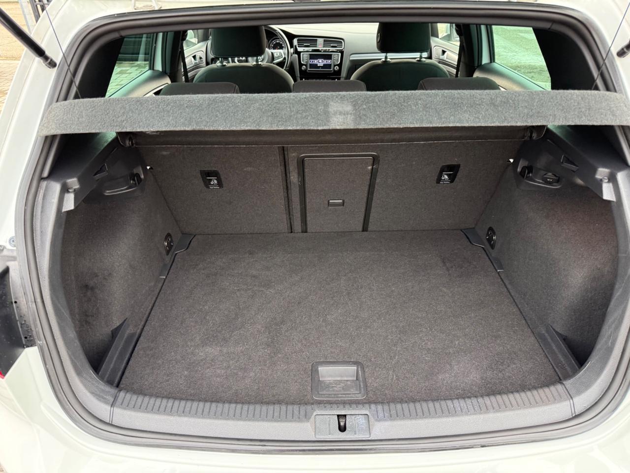 Volkswagen Golf 1.4 TSI 125 CV 5p. R-LINE UNICO PROP