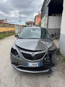 Lancia Ypsilon 1.2 69 CV 5 porte Platinum