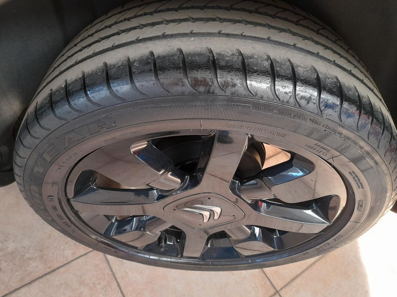 Citroen C4 Cactus PureTech 82 Shine