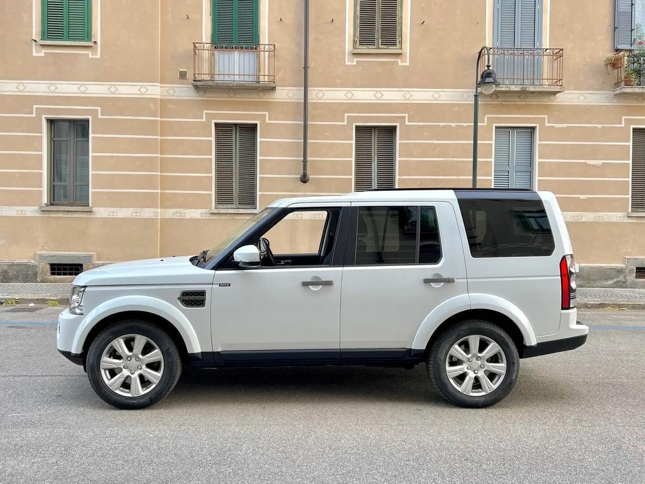 Land Rover Discovery 4 3.0 SDV6 249CV SE