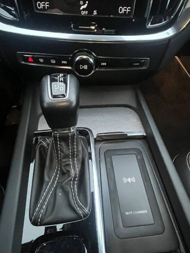 VOLVO S60 T5 Geartronic R-design