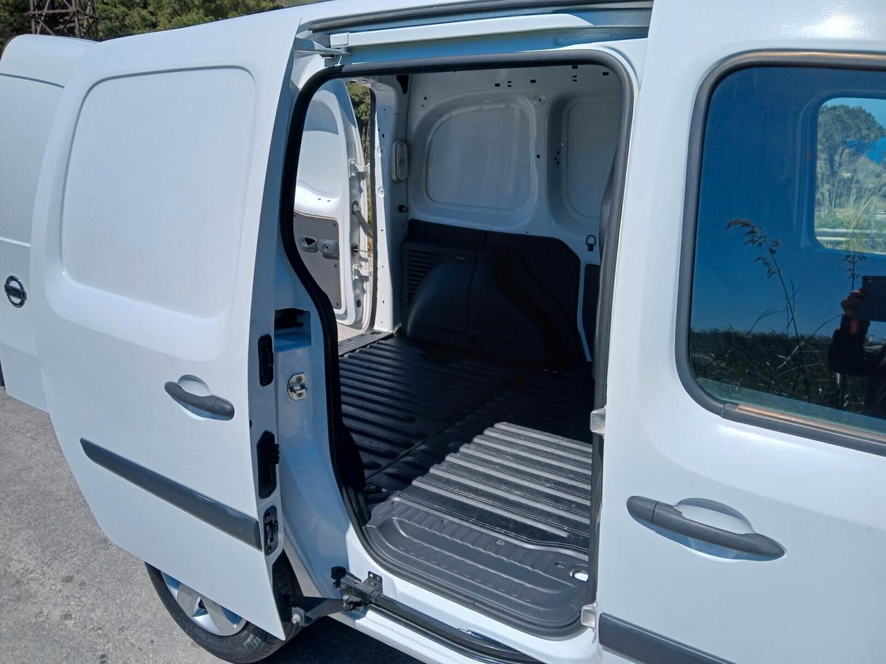 Nissan NV 250 Diesel Iva Compresa