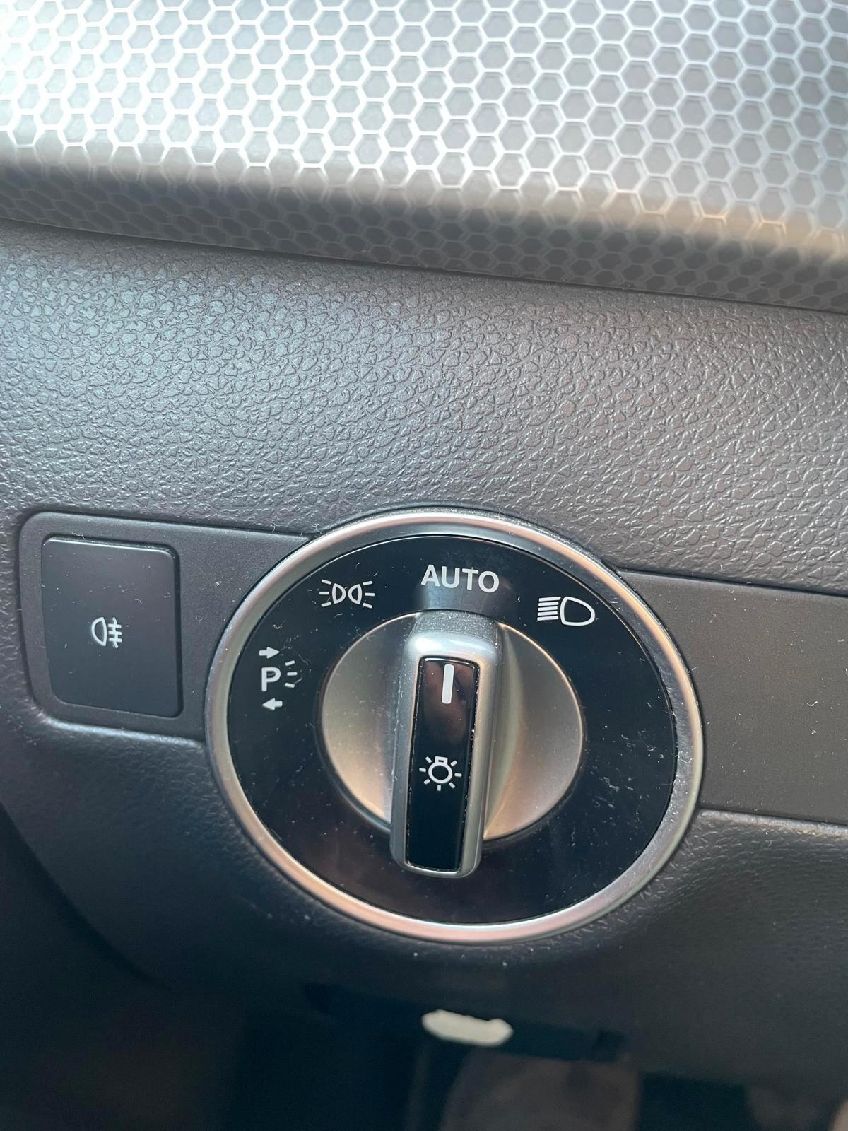 Mercedes-benz B 180 CDI Automatic Premium