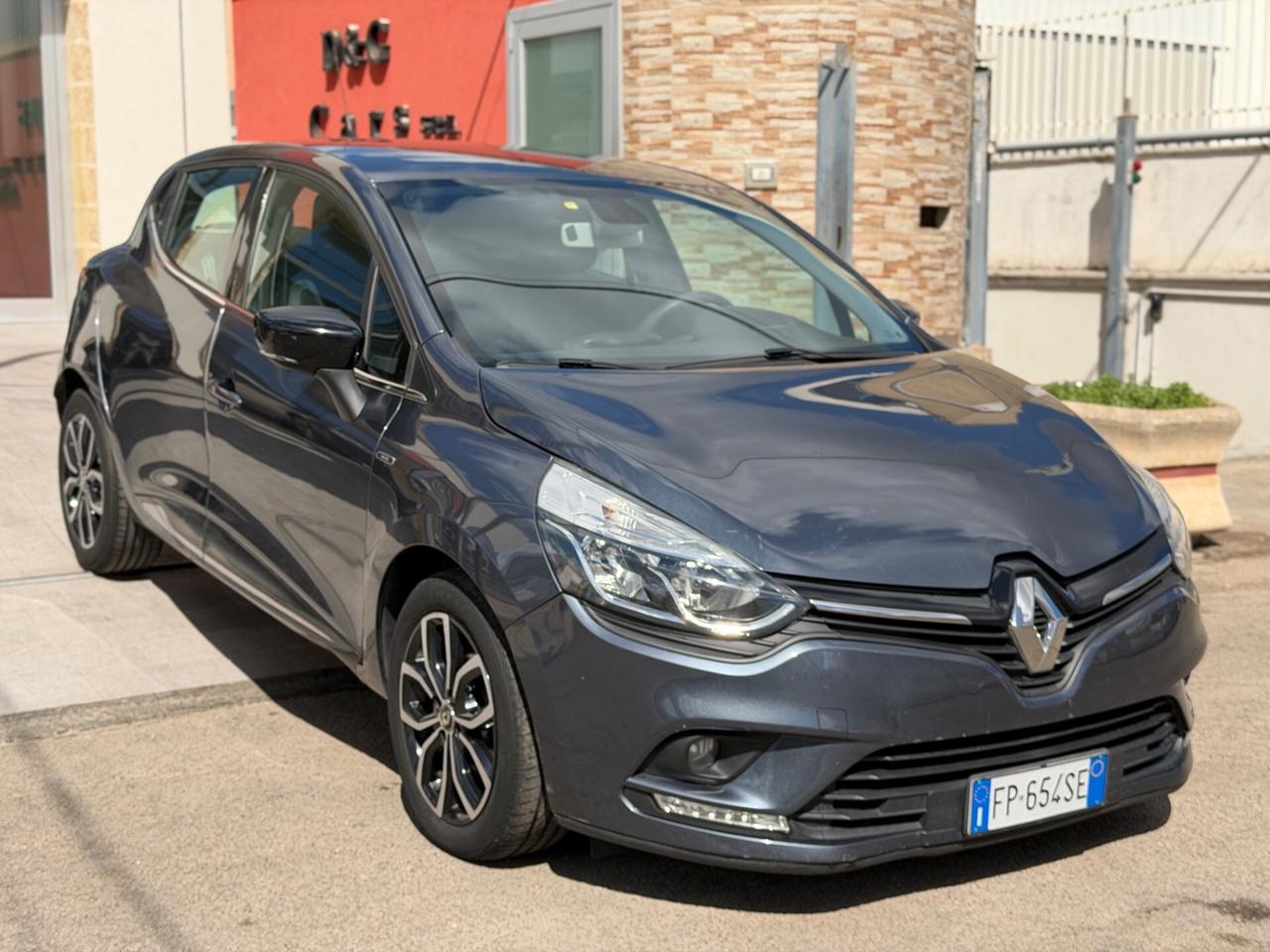 Renault Clio 1.5 dCi 75 CV Duel-2018/LED/NAVI