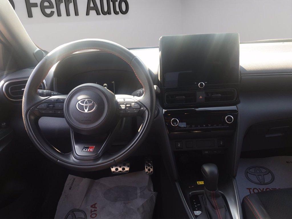 TOYOTA Yaris cross 1.5h gr sport fwd 130cv e-cvt del 2024