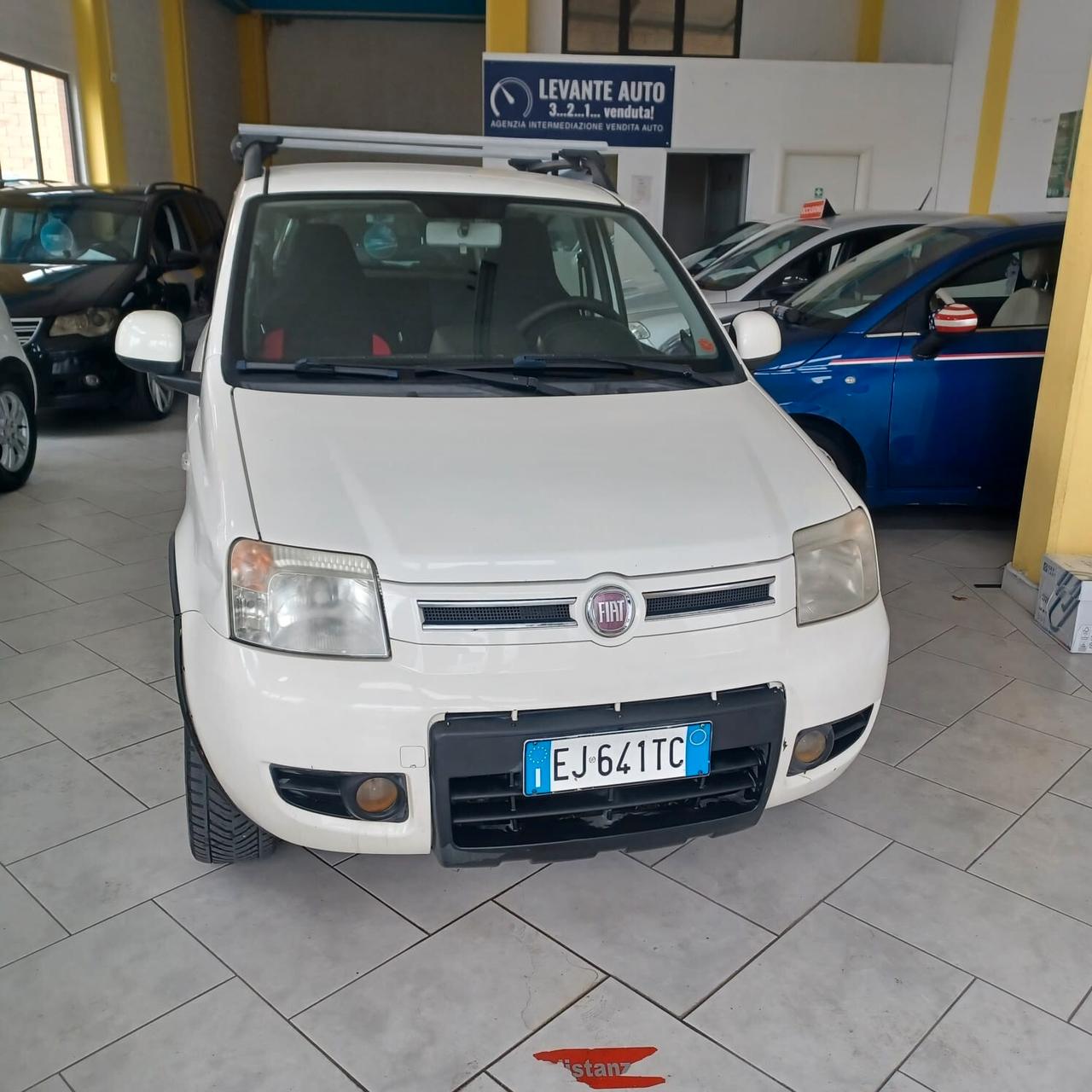 PANDA CROSS 4X4 1.3 MJTD INDISTRUTTIBILE