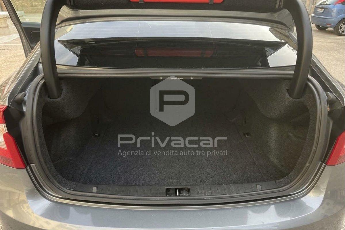 VOLVO S60 D2 Geartronic Momentum