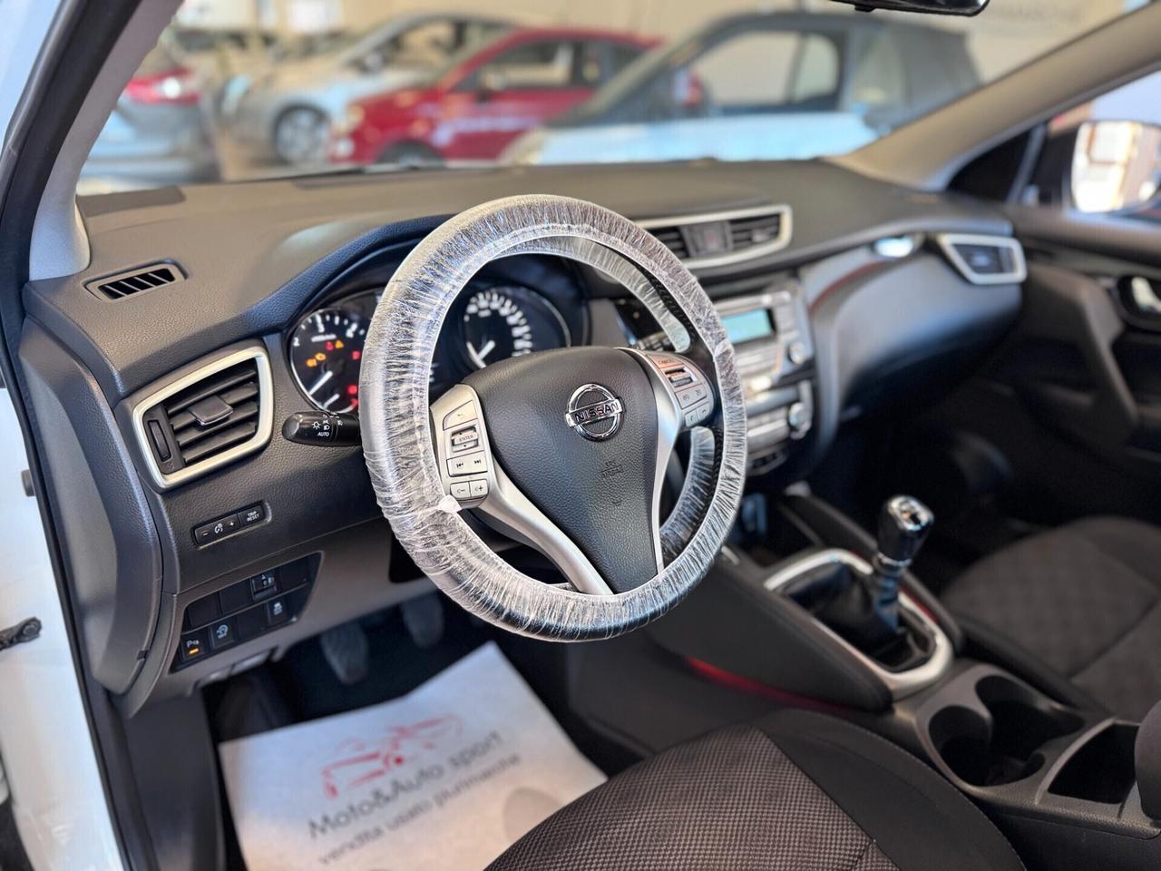 Nissan Qashqai 1.5 dCi Visia