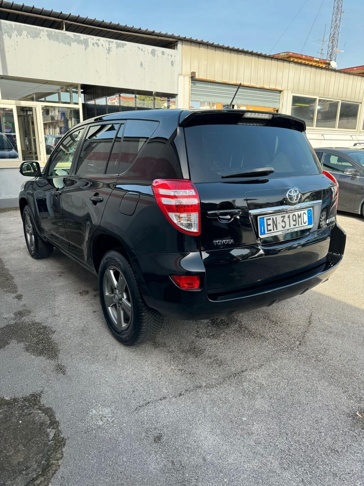 Toyota RAV 4 RAV4 Crossport 2.2 D-4D 150 CV Lounge