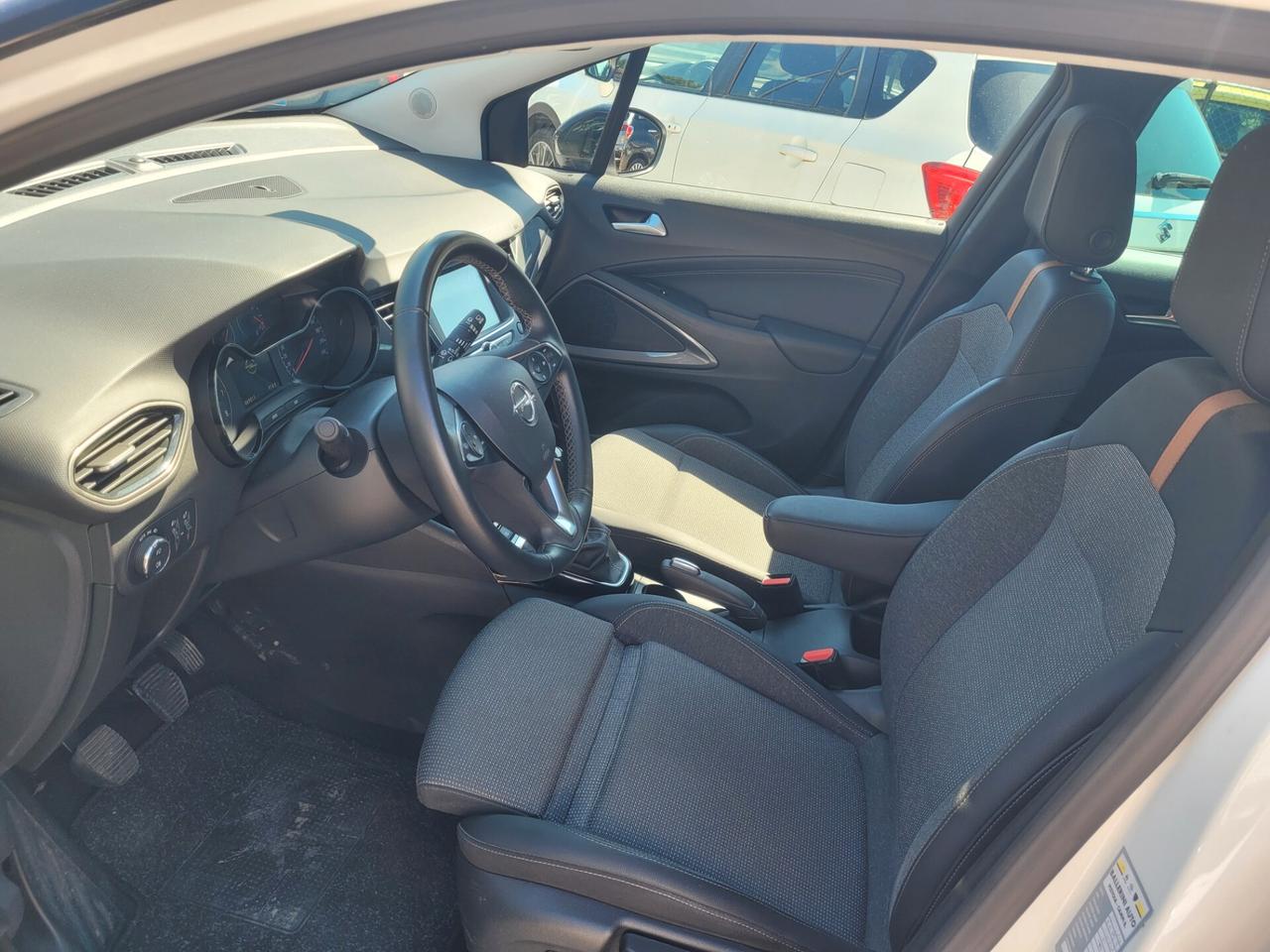 Opel Crossland 1.2 Turbo 110 CV Elegance-(SOSTITUITA CINGHIA A 59000KM)