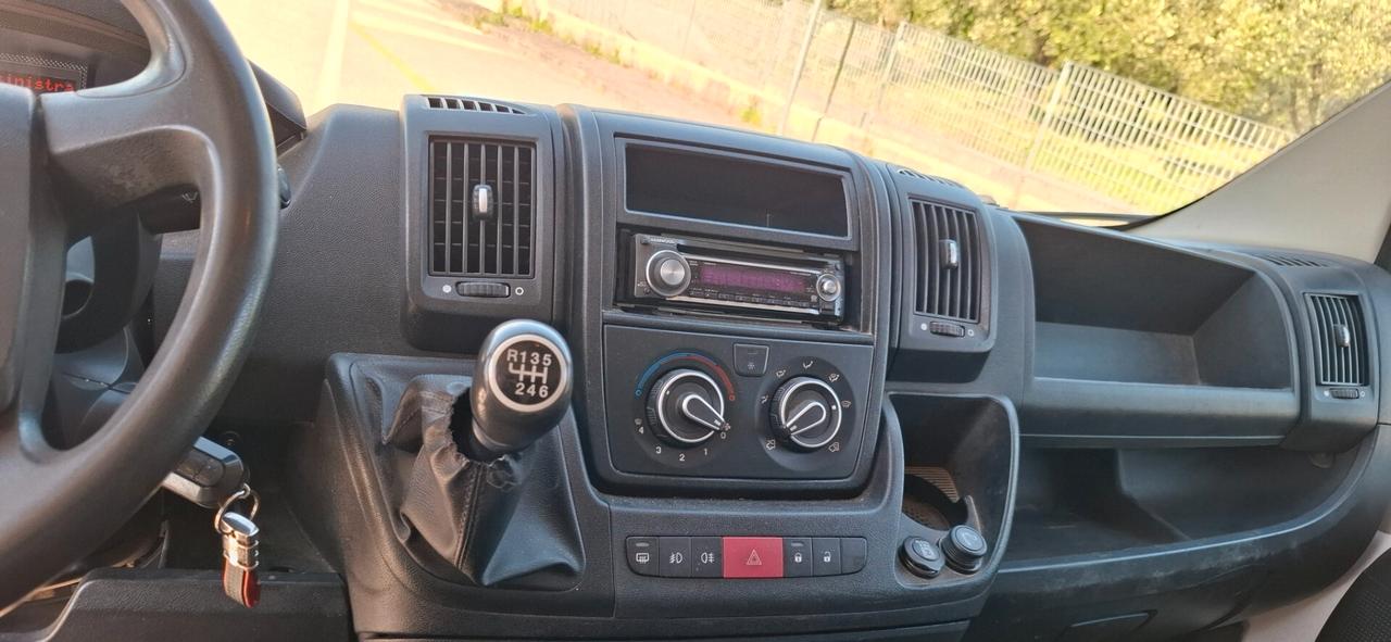 Peugeot boxer 2200 diesel