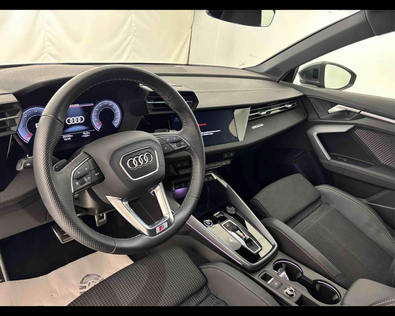 AUDI A3 Sportback 35 2.0 tdi S line edition s-tronic