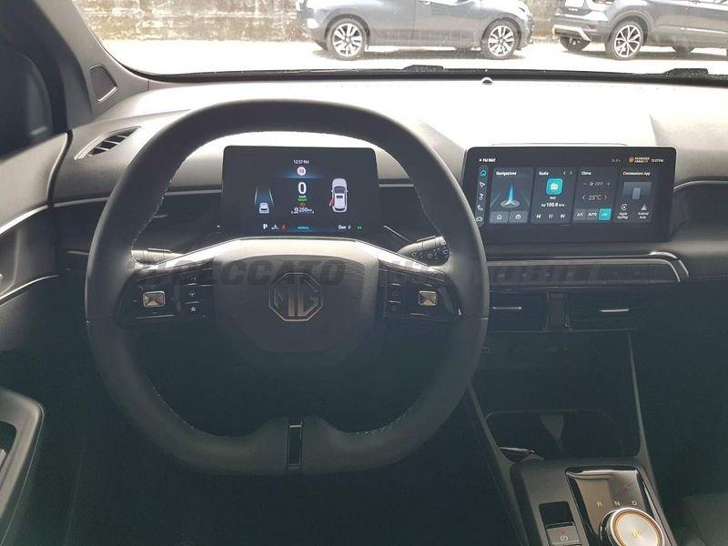 MG MG3 MG3 1.5 hybrid+ Luxury auto