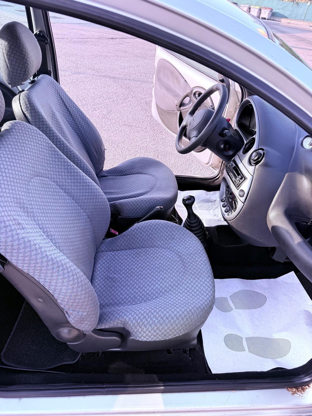 Ford Ka 1.3 benzina Ok neopatentati