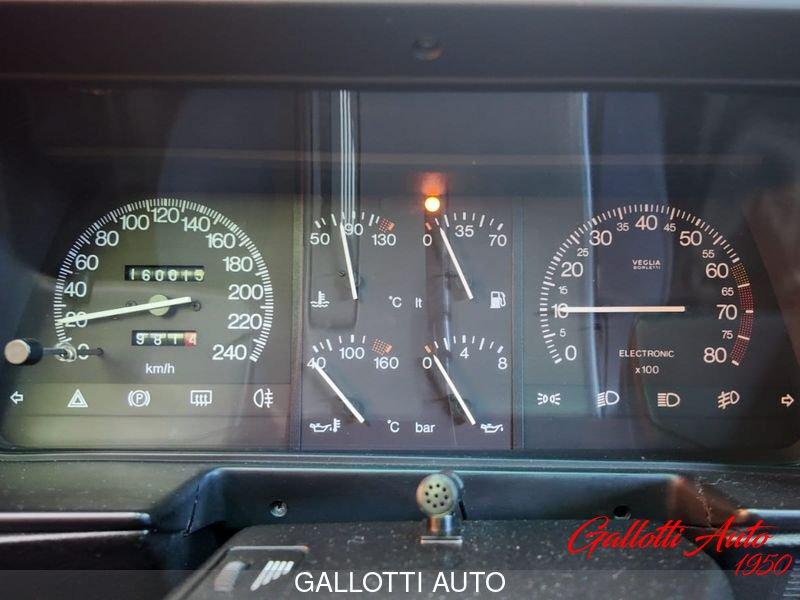 Lancia Thema 2.0 i.e. turbo 16V