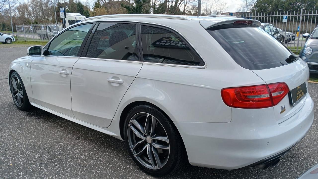 Audi A4 2.0 TDI 177 CV quattro S tronic edition