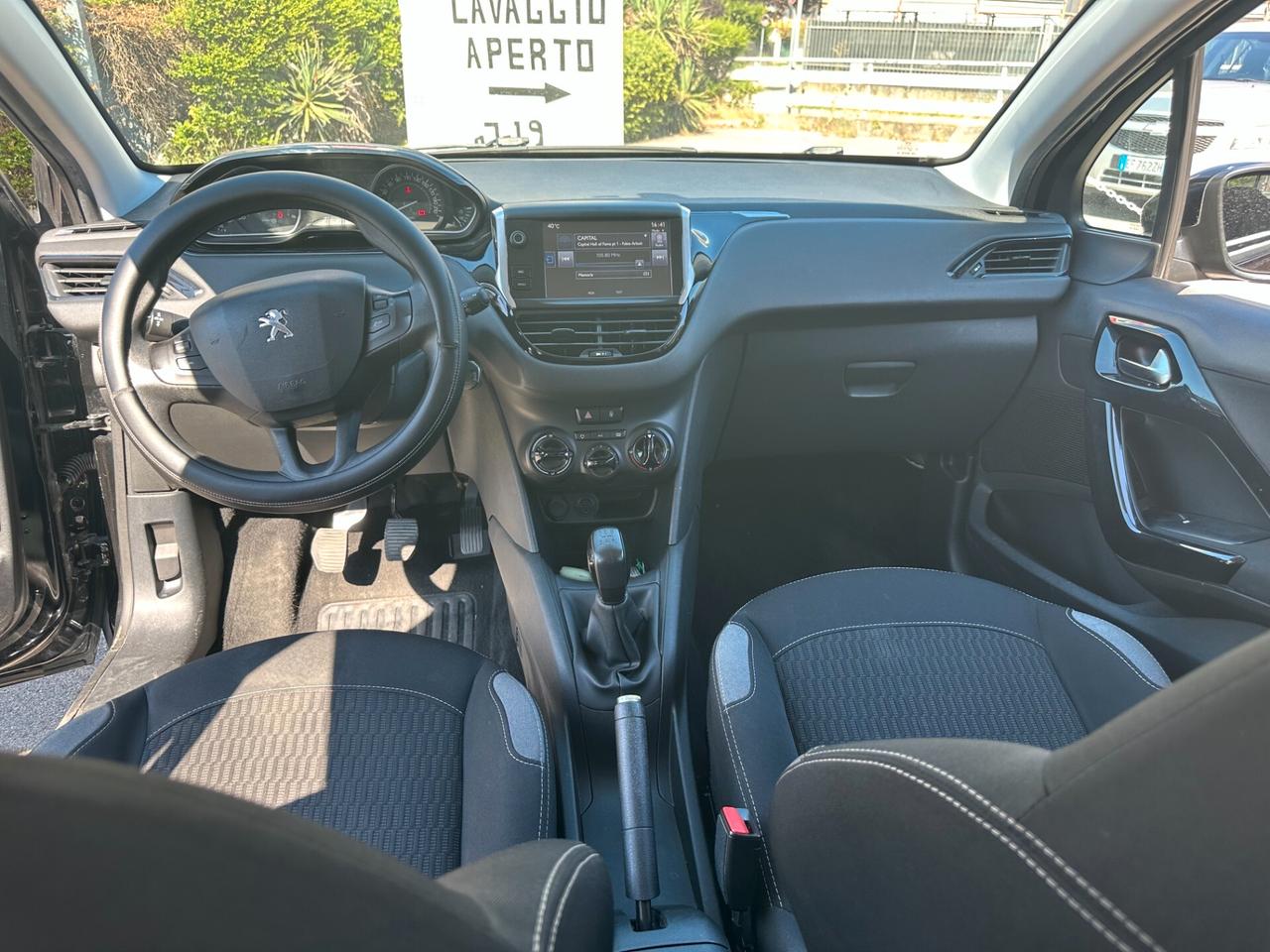 Peugeot 208 BlueHDi 100 5 porte Allure