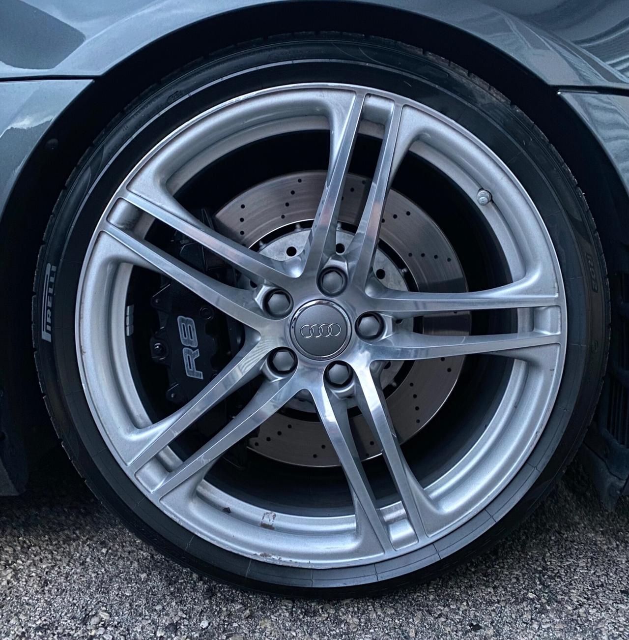 Audi R8 4.2 V8 FSI 420cv quattro R-tronic
