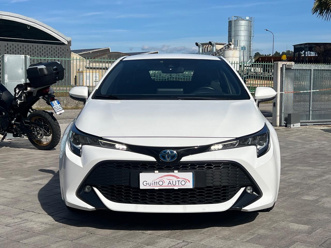 Toyota Corolla Touring 1.8 Hybrid Active