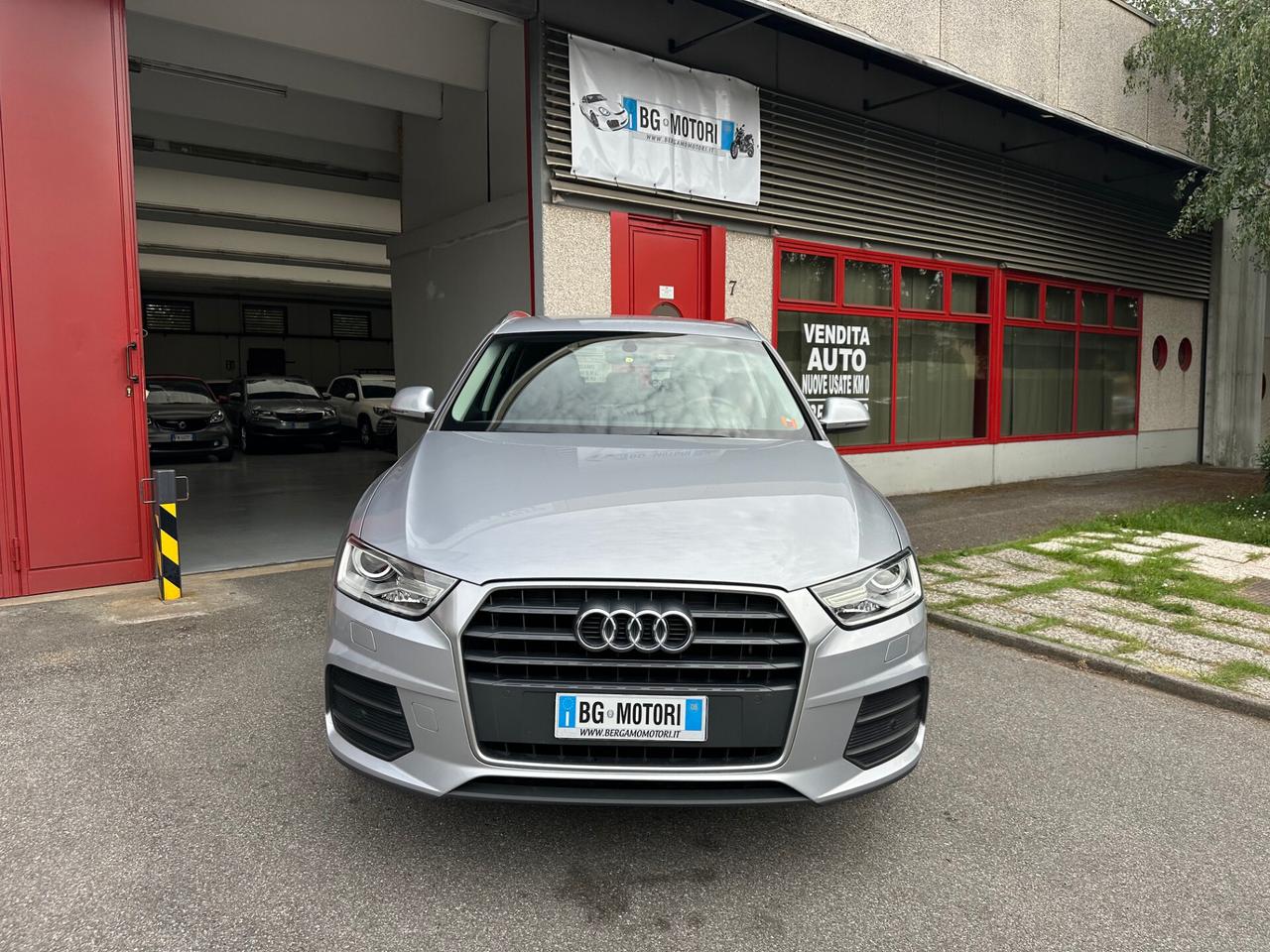 Audi Q3 2.0 tdi Business 120cv ok neopat. GARANZIA PERMUTE
