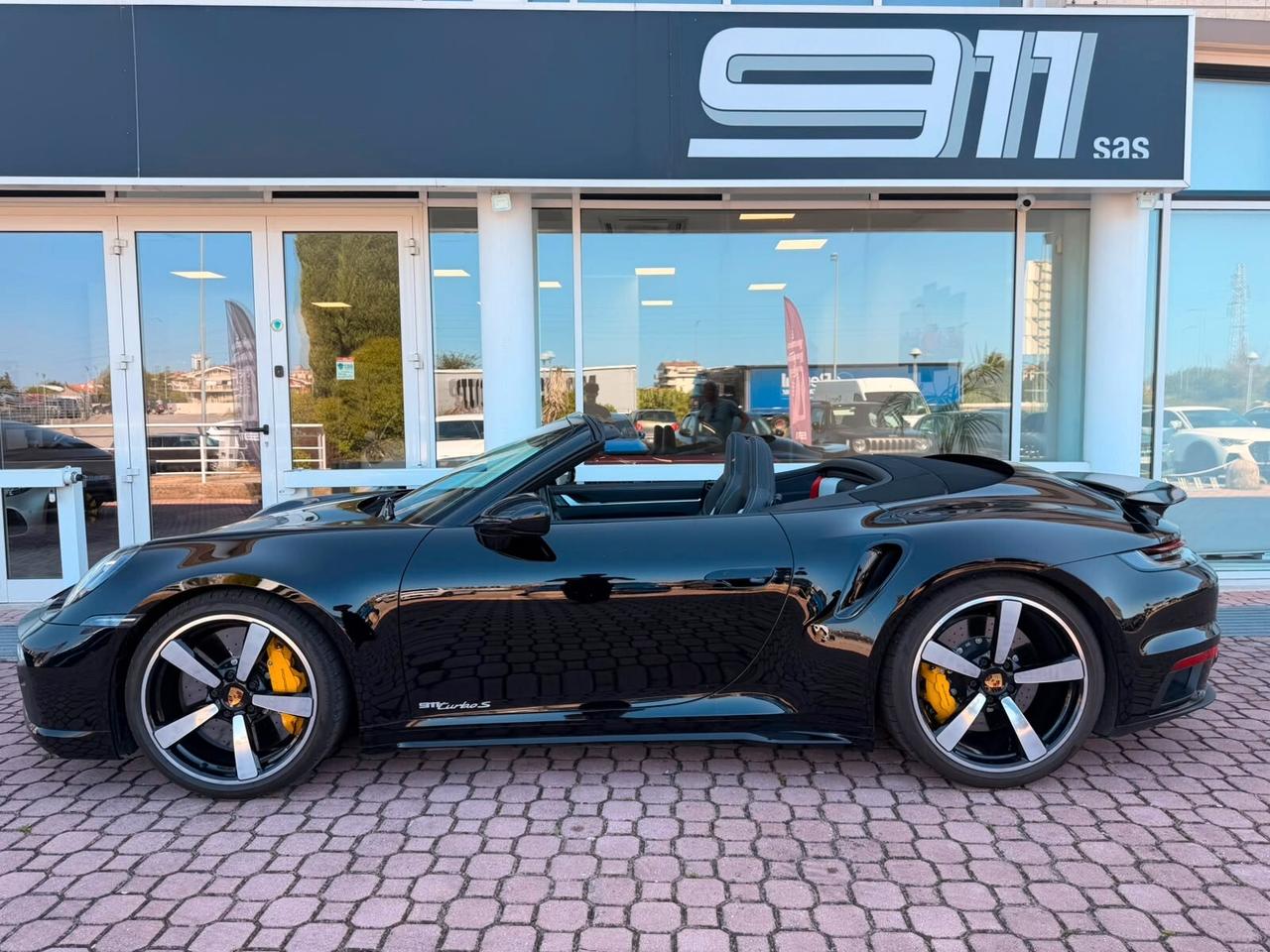 Porsche 911 Turbo S Cabriolet