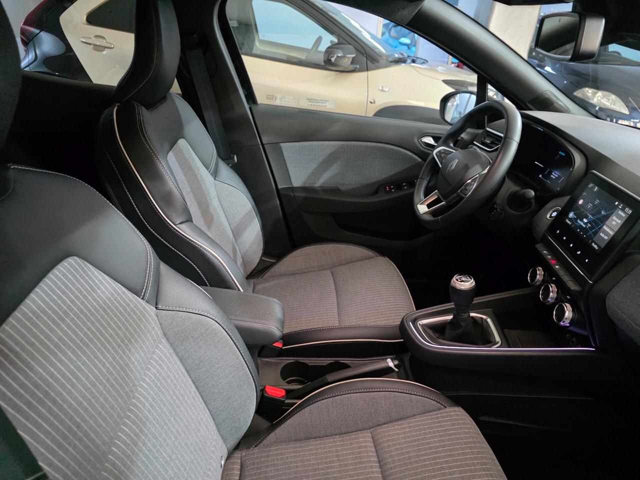 Renault Clio 1.0 Techno 90CV 2025