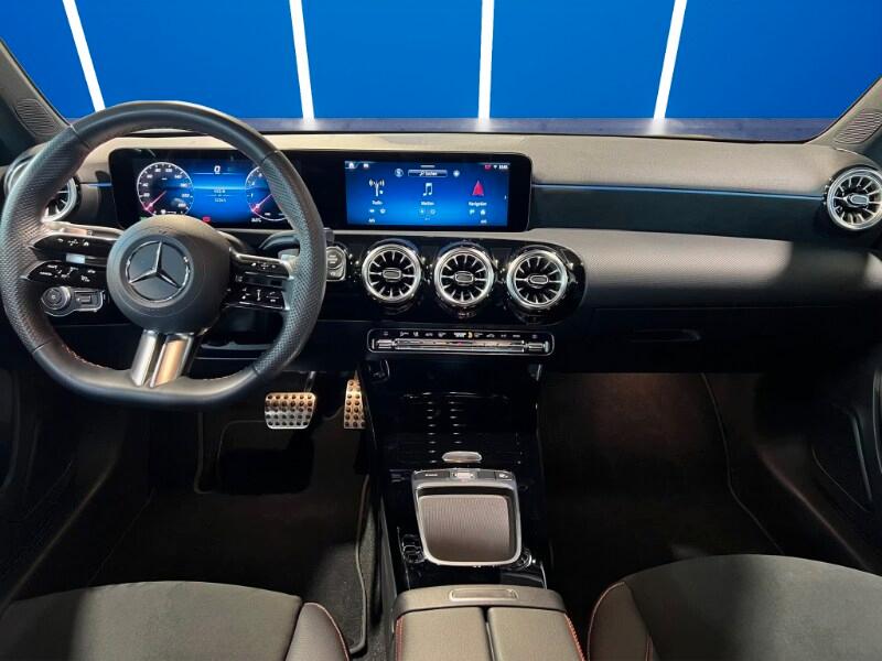 MERCEDES Classe A (W177) A 200 Automatic AM...