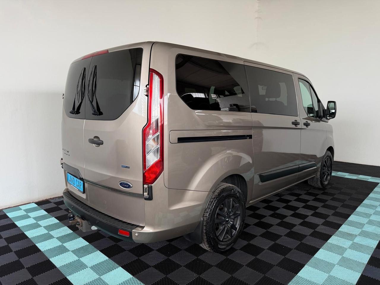 Ford Tourneo Custom 310 2.0 TDCi 130CV PC Titanium 9 POSTI