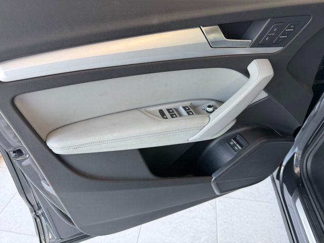 AUDI Q5 50 TFSI e quattro S tronic Business