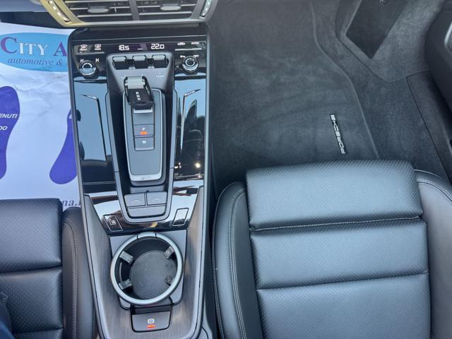 PORSCHE 911 TARGA 4 GTS Cabriolet 541CV KM. 4.950