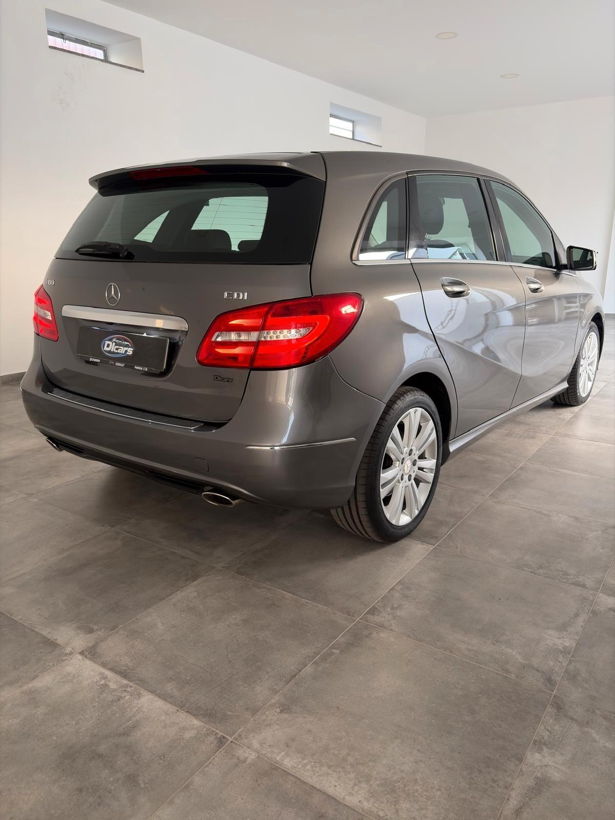 Mercedes B 180 CDI Premium da Vetrina