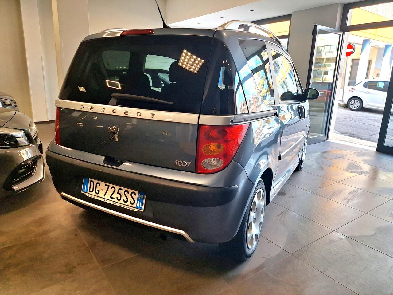 Peugeot 1007 1.6 HDi Sporty