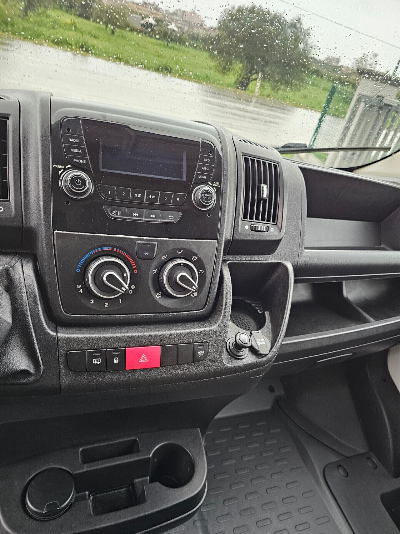 Peugeot Boxer 335 2.2 BlueHDi 140 S&S PM-TM Furgone