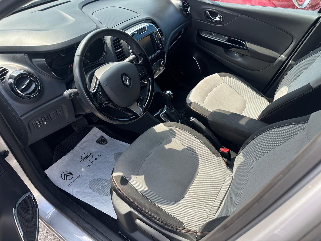 Renault Captur 1.2 TCe 120 CV EDC Energy R-Link bicolor cerchi in lega 17*