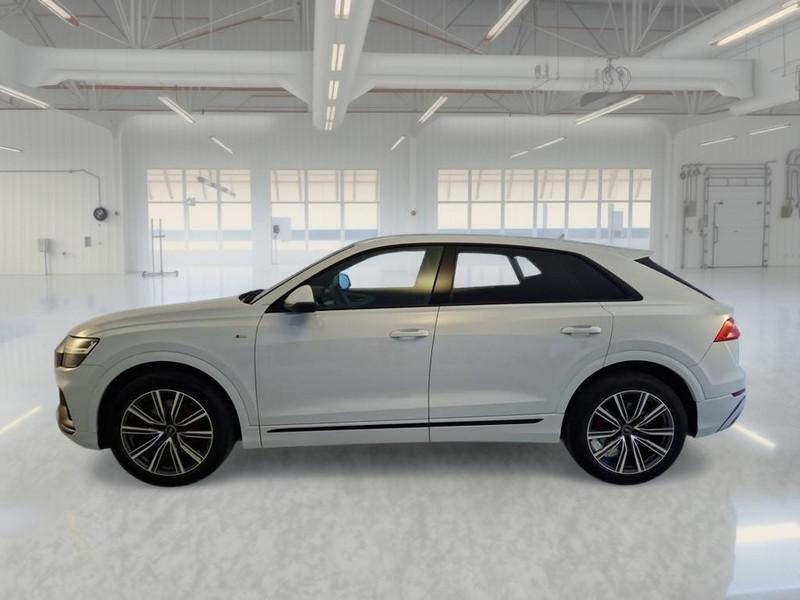 AUDI Q8 50 TDI MHEV 210kW quattro tiptronic Sport