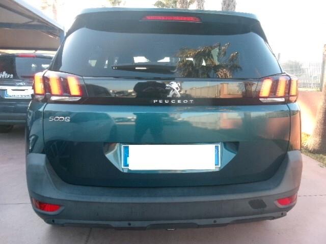 Peugeot 5008 BlueHDi 120 S&S Allure