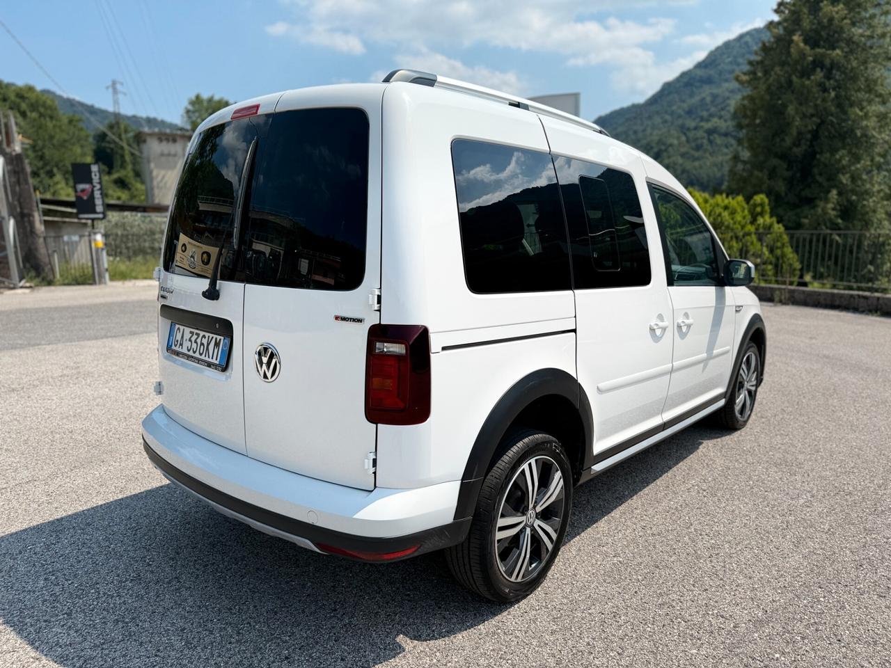 Volkswagen Caddy 2.0 TDI 122 CV 4MOTION Alltrack