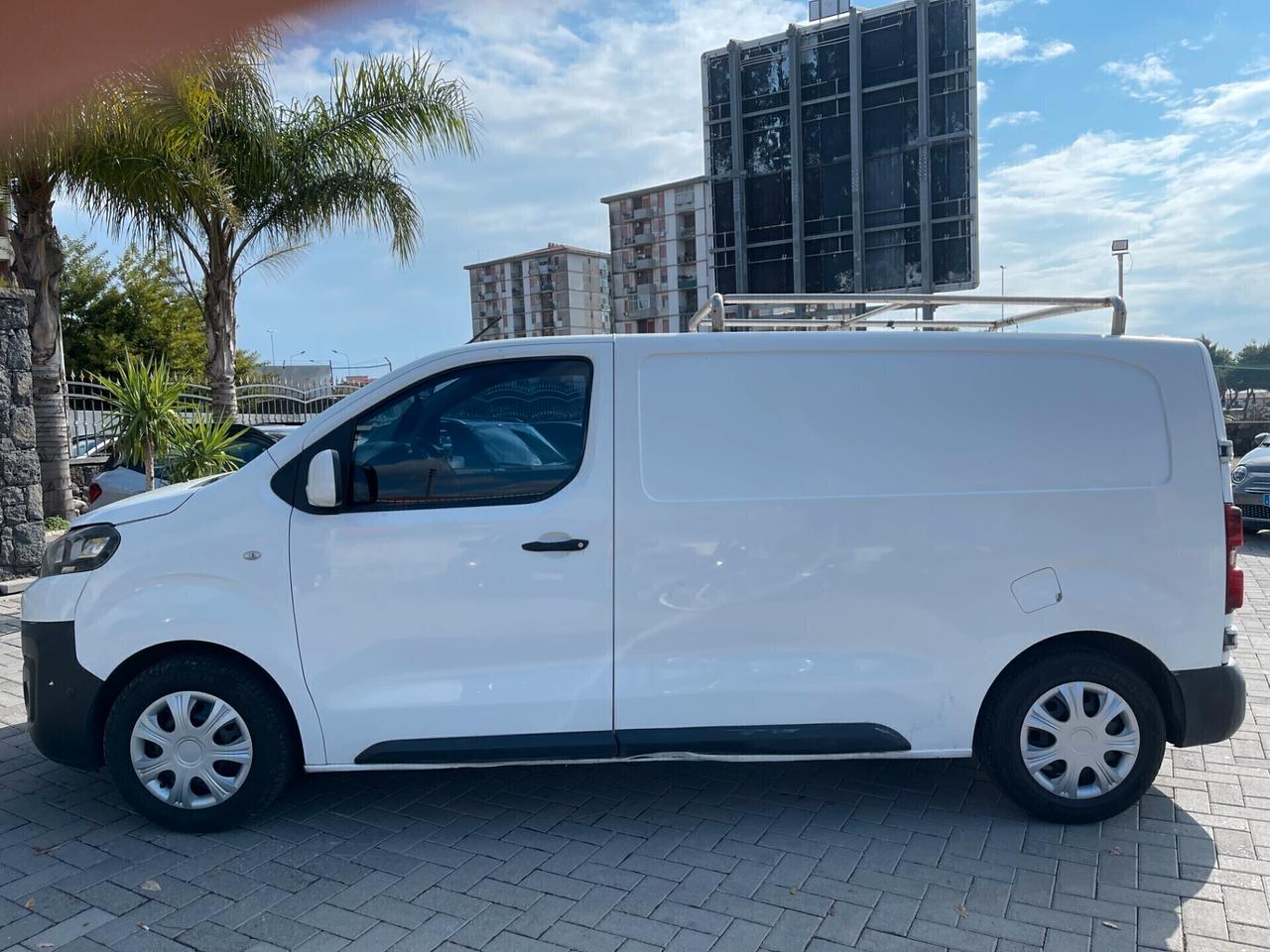 Citroen Jumpy 3 posti