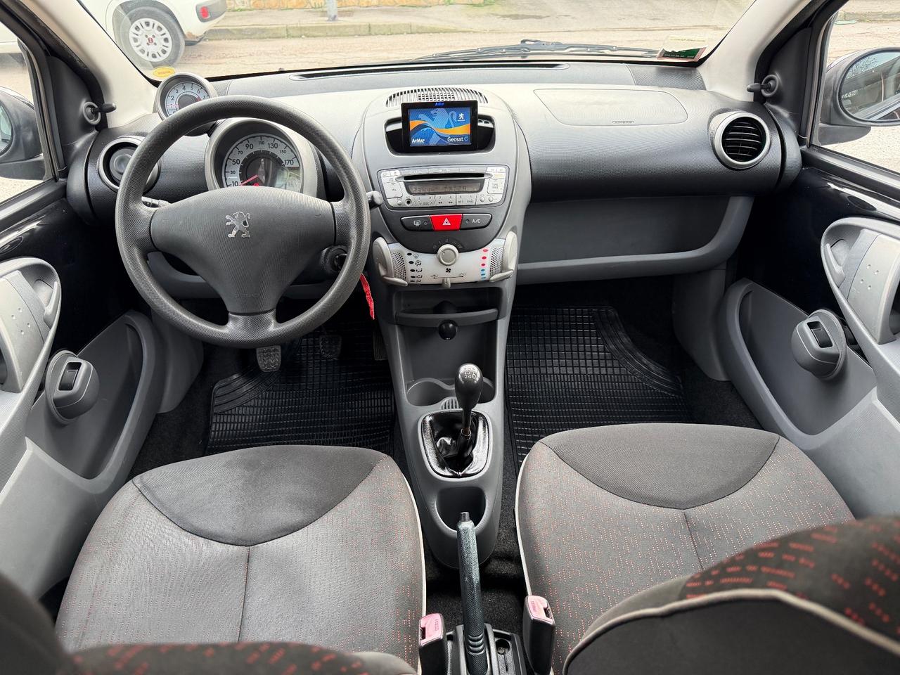 Peugeot 107 1.0 68CV 5p. Sweet Years