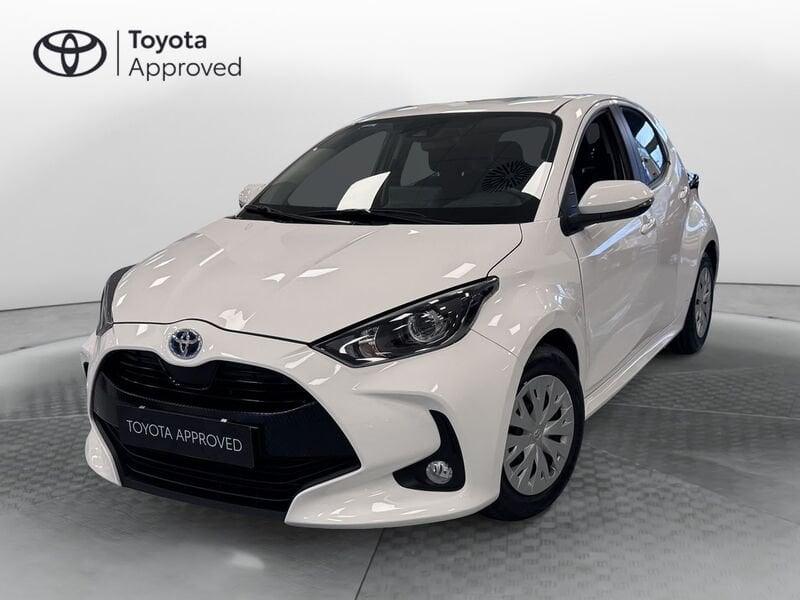 Toyota Yaris Hybrid Active MY22