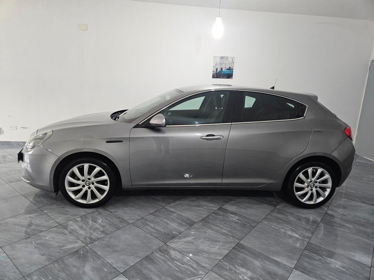 Alfa Romeo Giulietta 1.6 JTDm-2 105 CV Distinctive