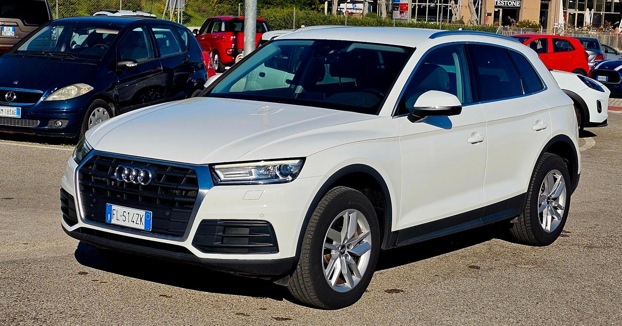 Audi Q5 2.0 TDI quattro S tronic Business Sport