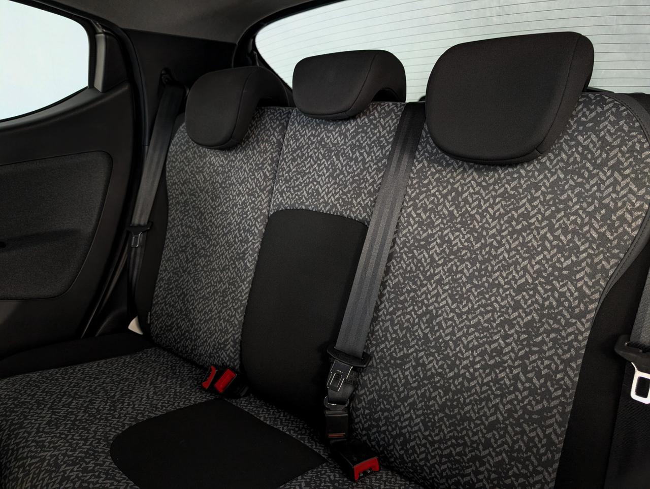 Lancia Ypsilon 1.0 Hybrid 70cv Silver