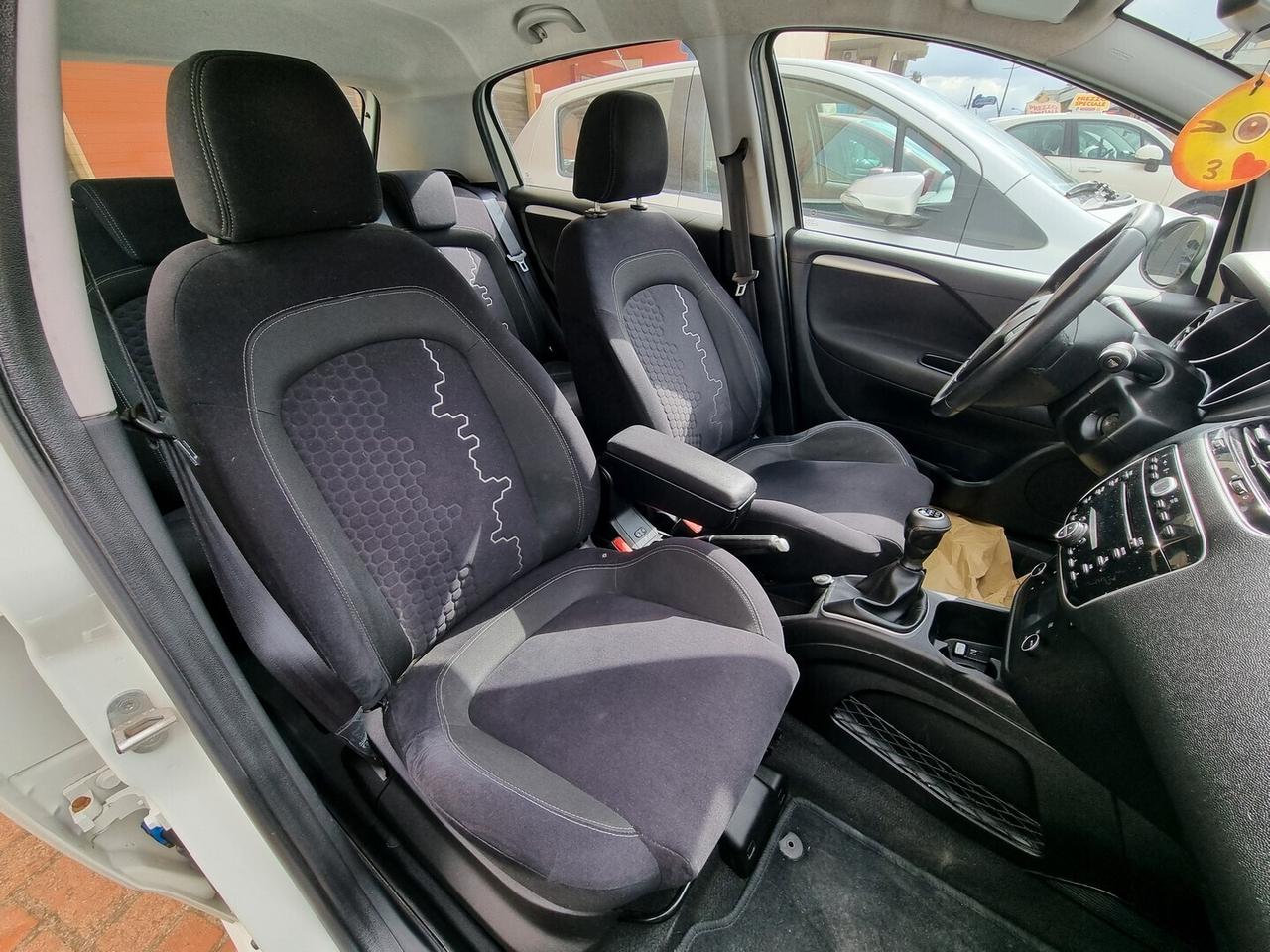 FIAT PUNTO 1.3 MJT 75cv S&S LOUNGE 5 PORTE