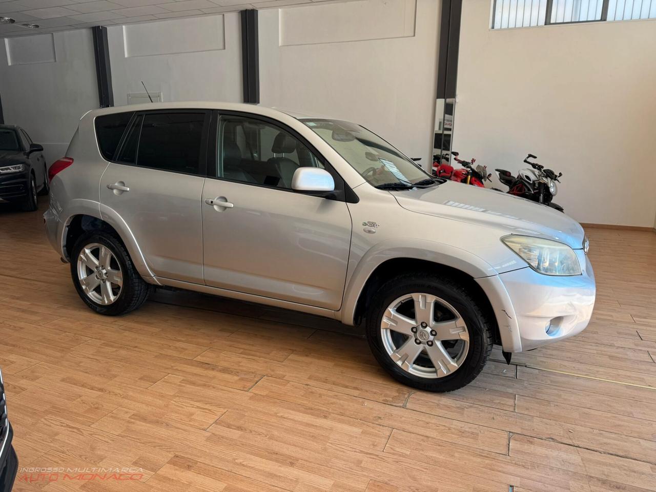 Toyota RAV4 2.2 D-4D 177CV 2008