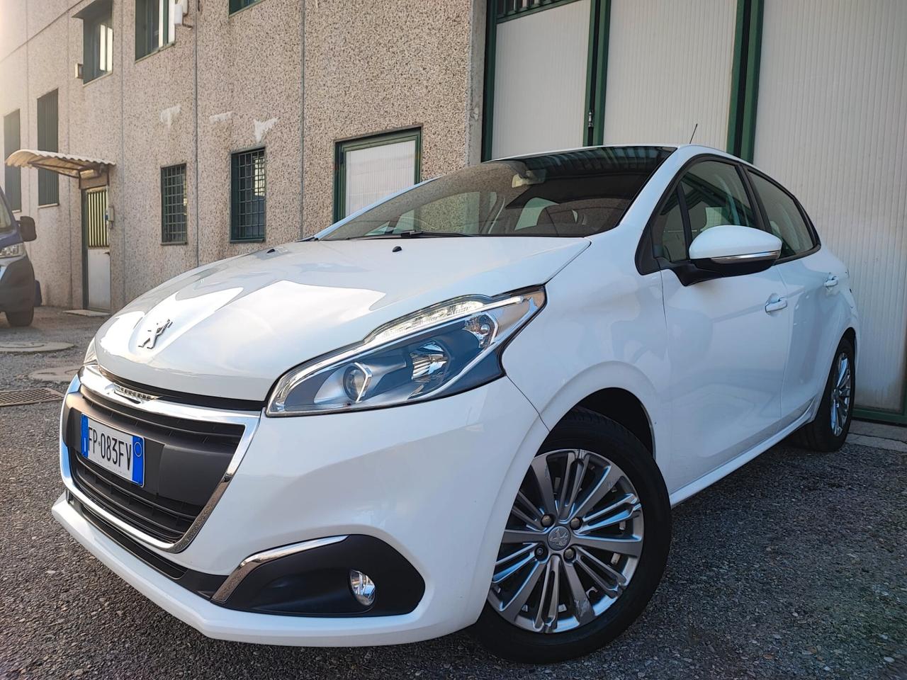 Peugeot 208 1.2 BENZINA NEOPATENTATI 2018 UNIPRO