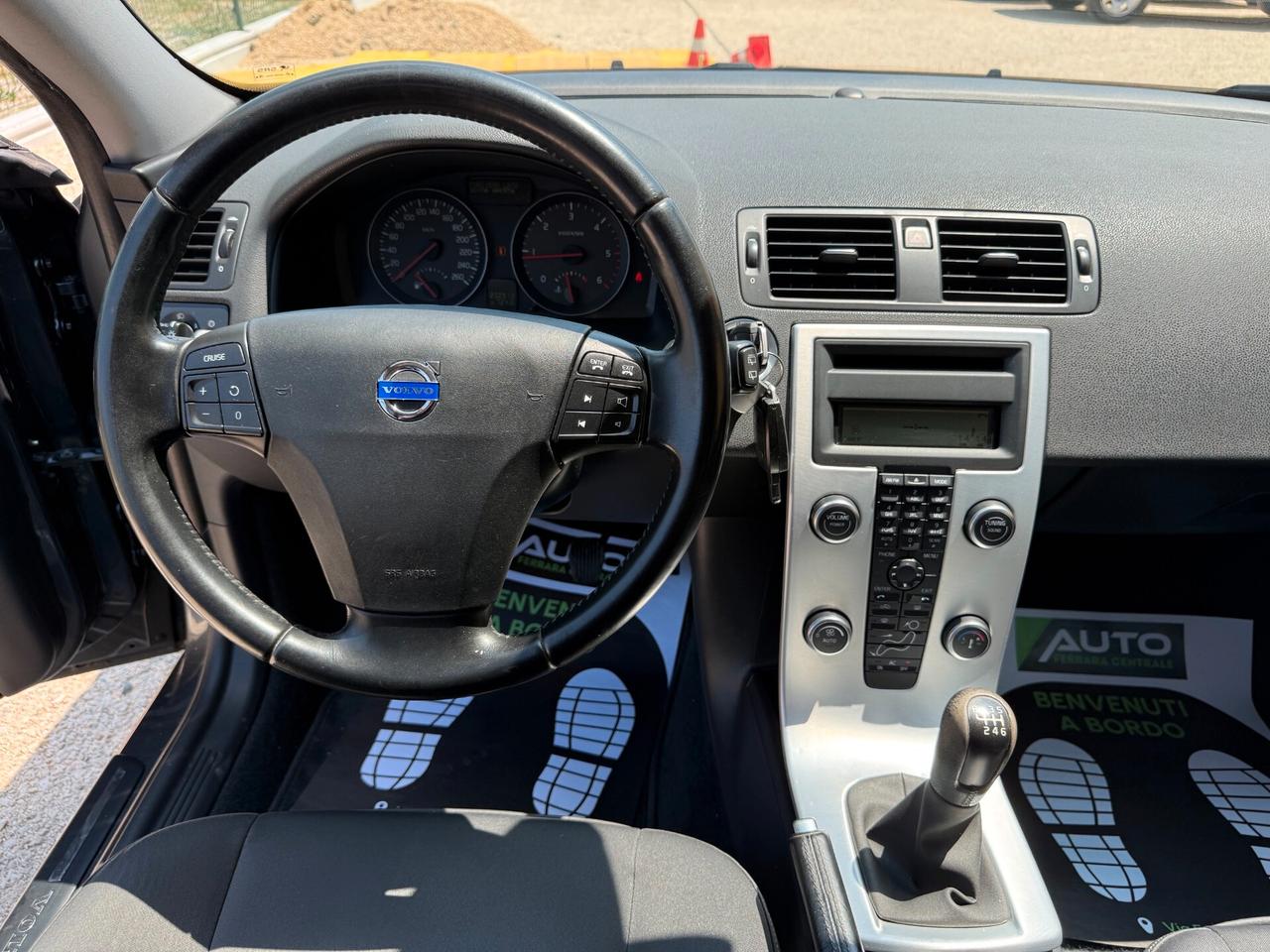 Volvo V50 D2 R-design