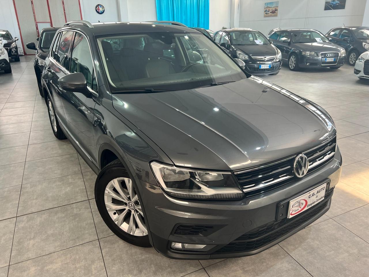 Volkswagen Tiguan 1.6 116 CV - Business BlueMotion Technology - 2019