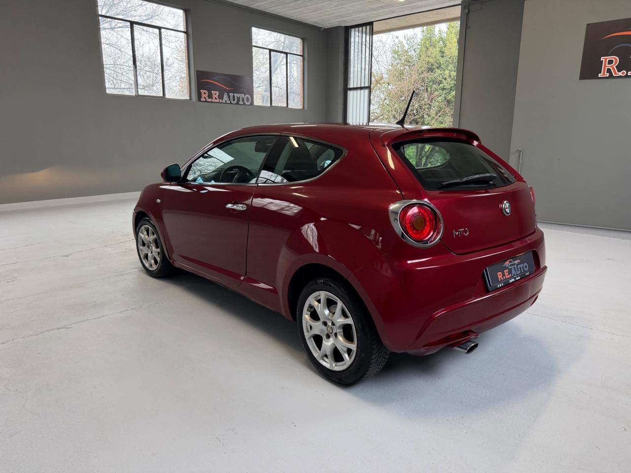 Alfa Romeo MiTo 1.3 JTDm-2 95 CV S&S Distinctive Sport Pack
